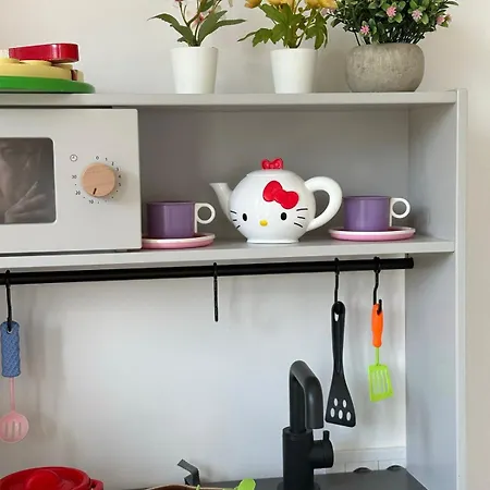 Dorin Kutak, Hills Divčibare