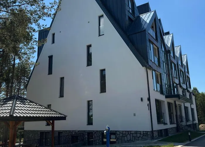 Daire Dorin Kutak, Hills *