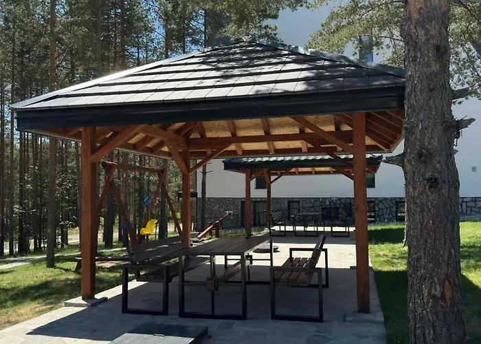 Daire Dorin Kutak, Hills Divčibare